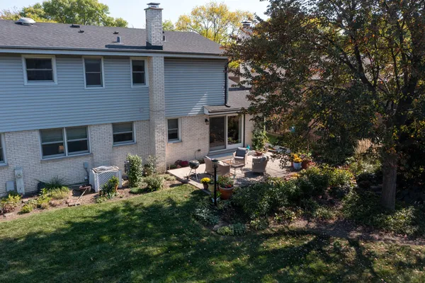 $593,000 | 1014 South Grace Drive, Mount Prospect, IL 60056