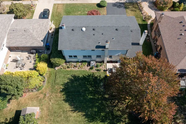 $593,000 | 1014 South Grace Drive, Mount Prospect, IL 60056