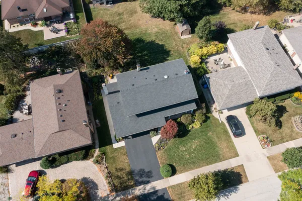 $593,000 | 1014 South Grace Drive, Mount Prospect, IL 60056