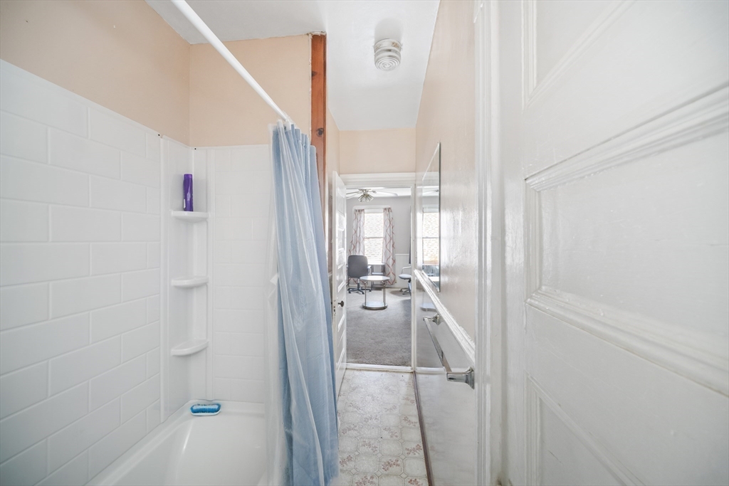 82 Snell Street Fall River, MA 02721 - Photo 19 of 20