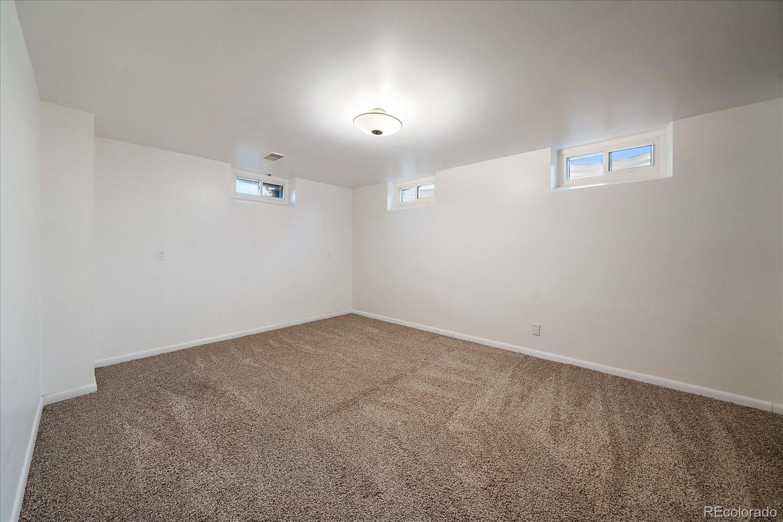 2510 South Cherry Street Denver, CO 80222 - Photo 25 of 37 a view of an empty room