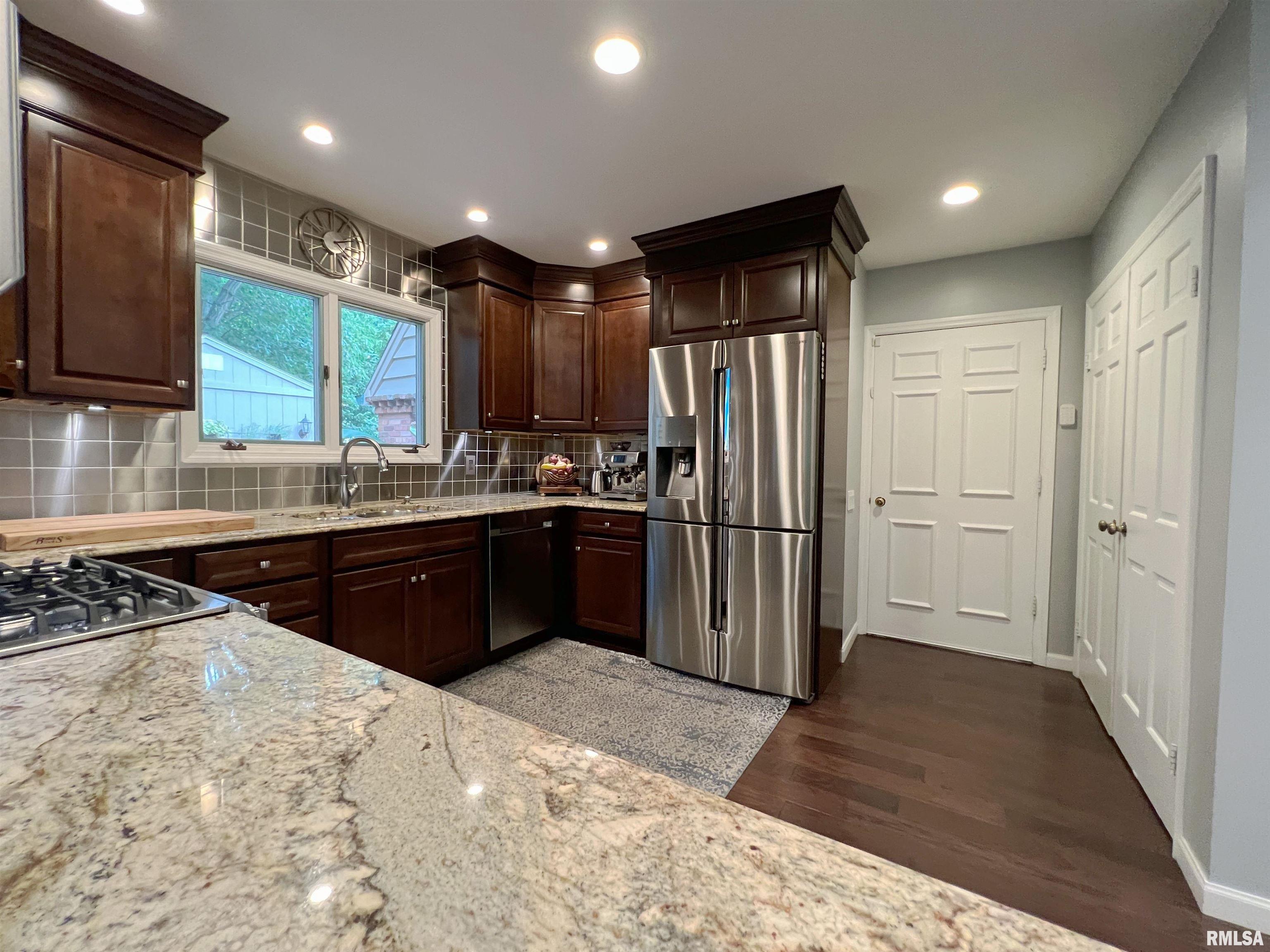 9337 North Picture Ridge Road Peoria, IL 61615 - Photo 27 of 78 Gallery Image 27
