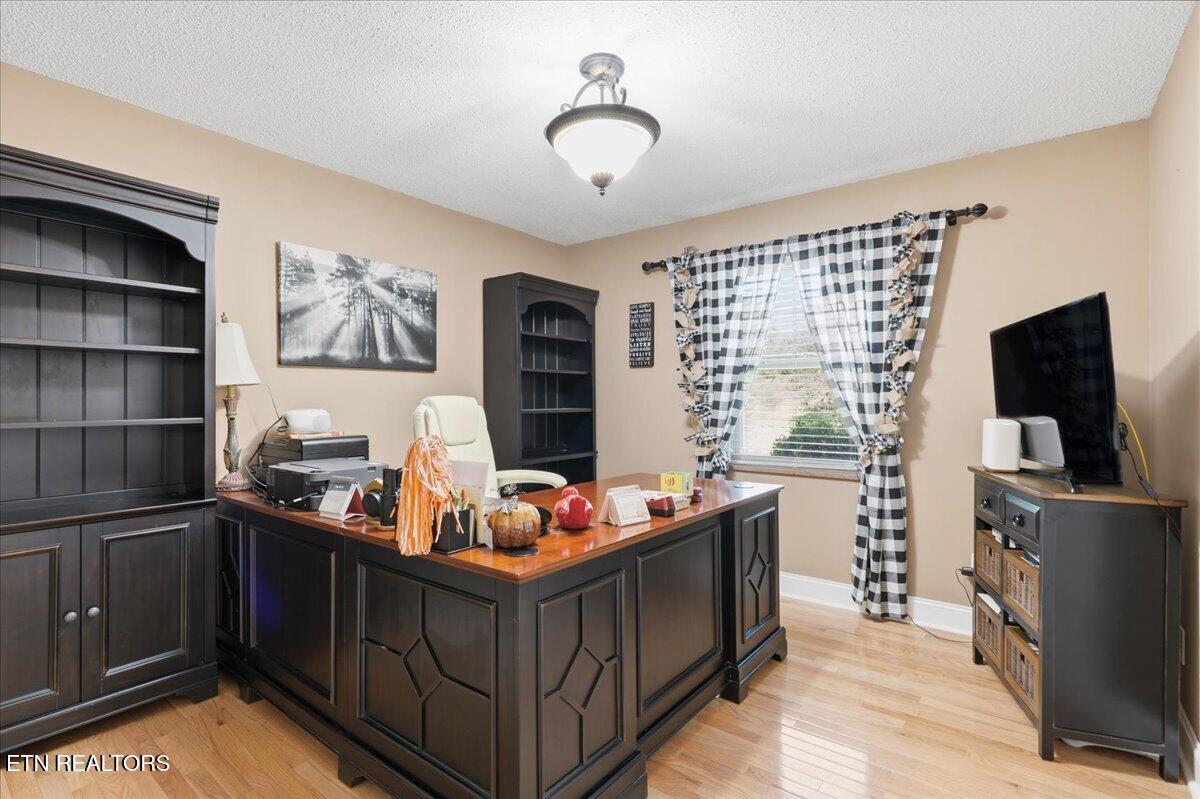 4924 West Emory Road Powell, TN 37849 - Photo 19 of 36 Office