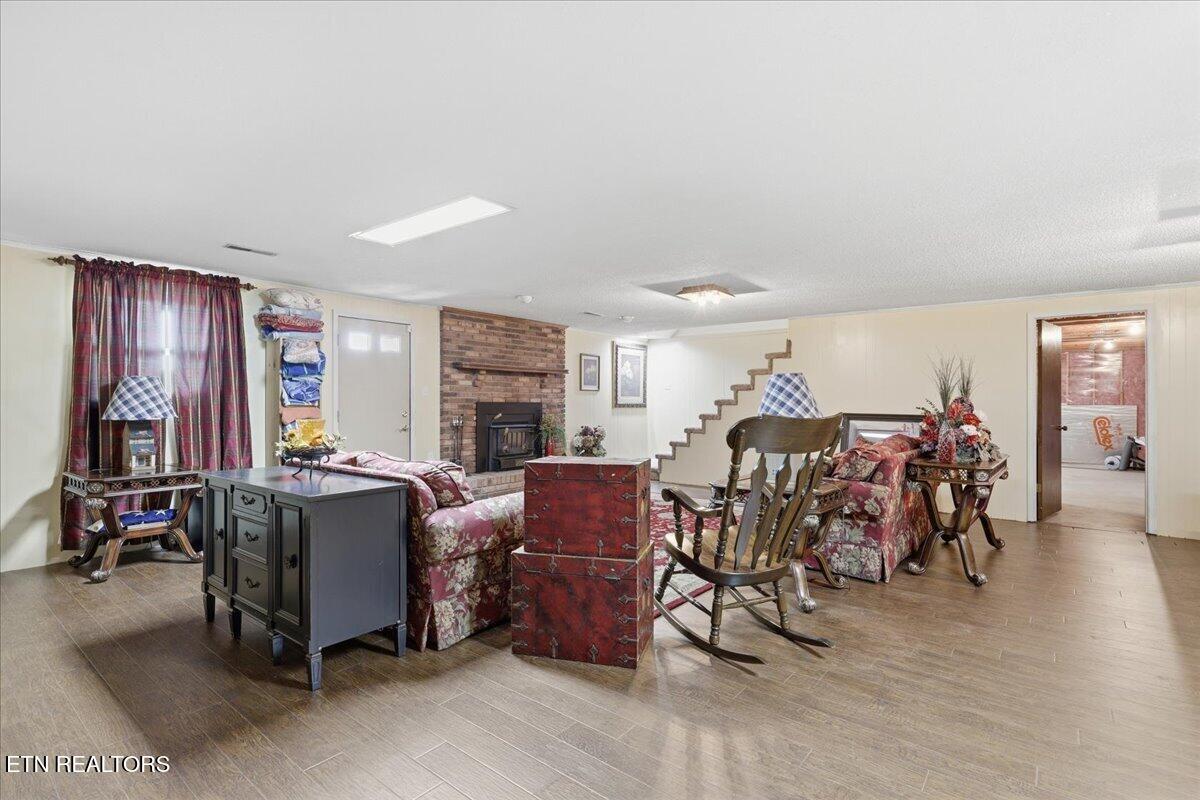 4924 West Emory Road Powell, TN 37849 - Photo 23 of 36 Den