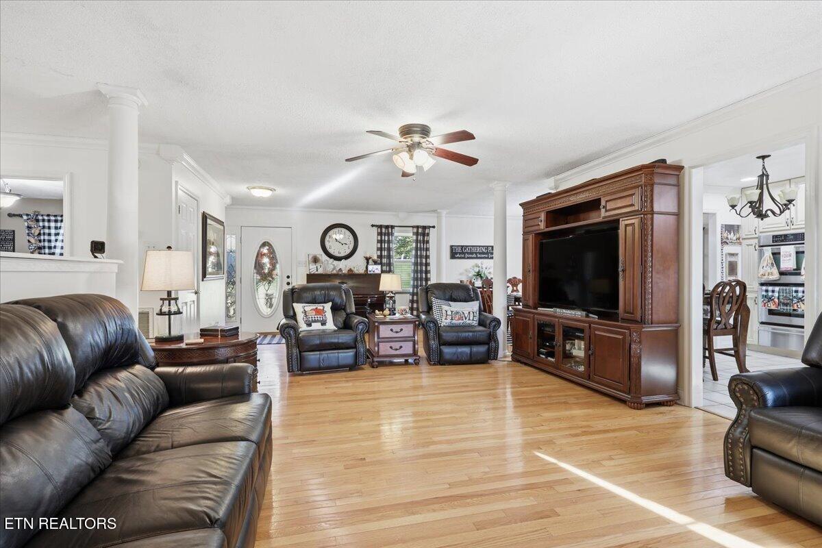 4924 West Emory Road Powell, TN 37849 - Photo 6 of 36 Living Room 3