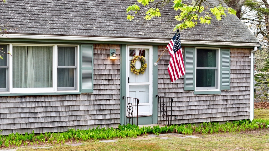 495 School House Road Eastham, MA 02642 - Photo 2 of 40