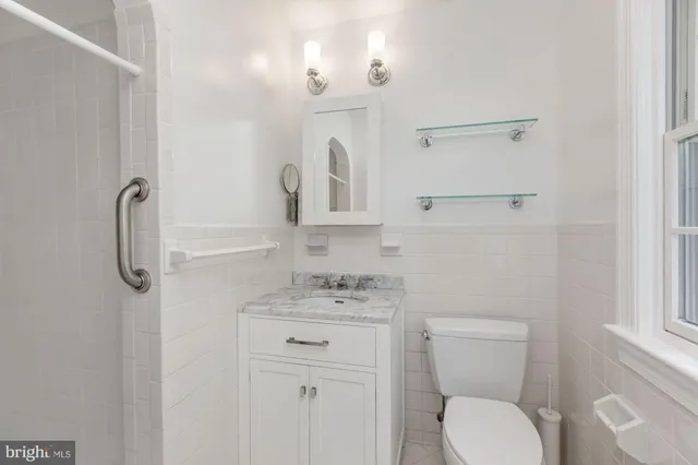 $5,750 | 4811 Drummond Avenue, Chevy Chase, MD 20815