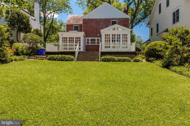 $5,750 | 4811 Drummond Avenue, Chevy Chase, MD 20815