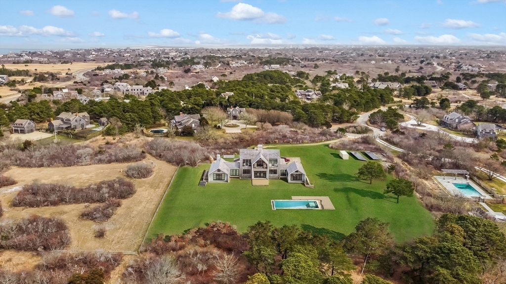 10 Maxey Pond Road Nantucket, MA 02554 - Photo 35 of 35 a view of a city