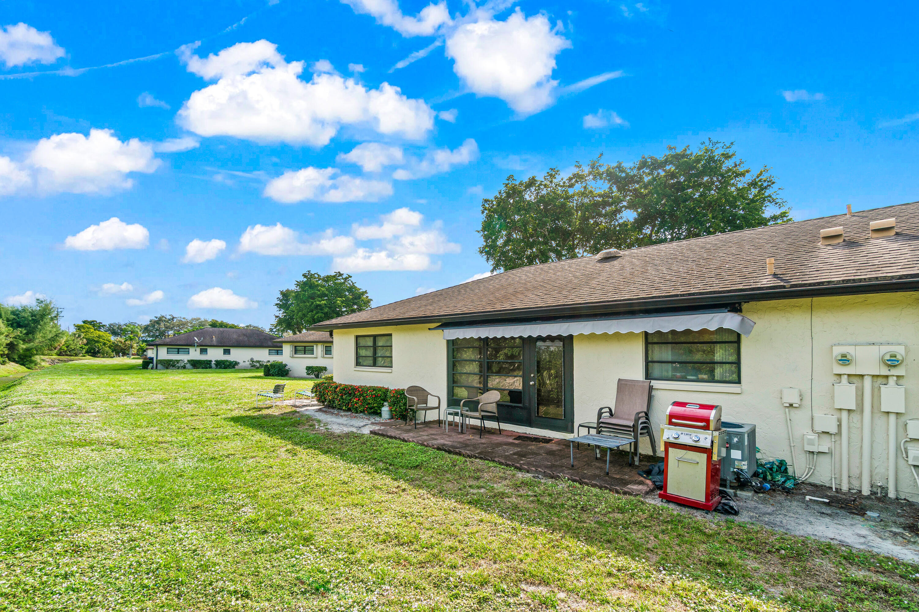 4863 Hawkwood Road, Unit B Boynton Beach, FL 33436 - Photo 13 of 16 BACK OF VILLA