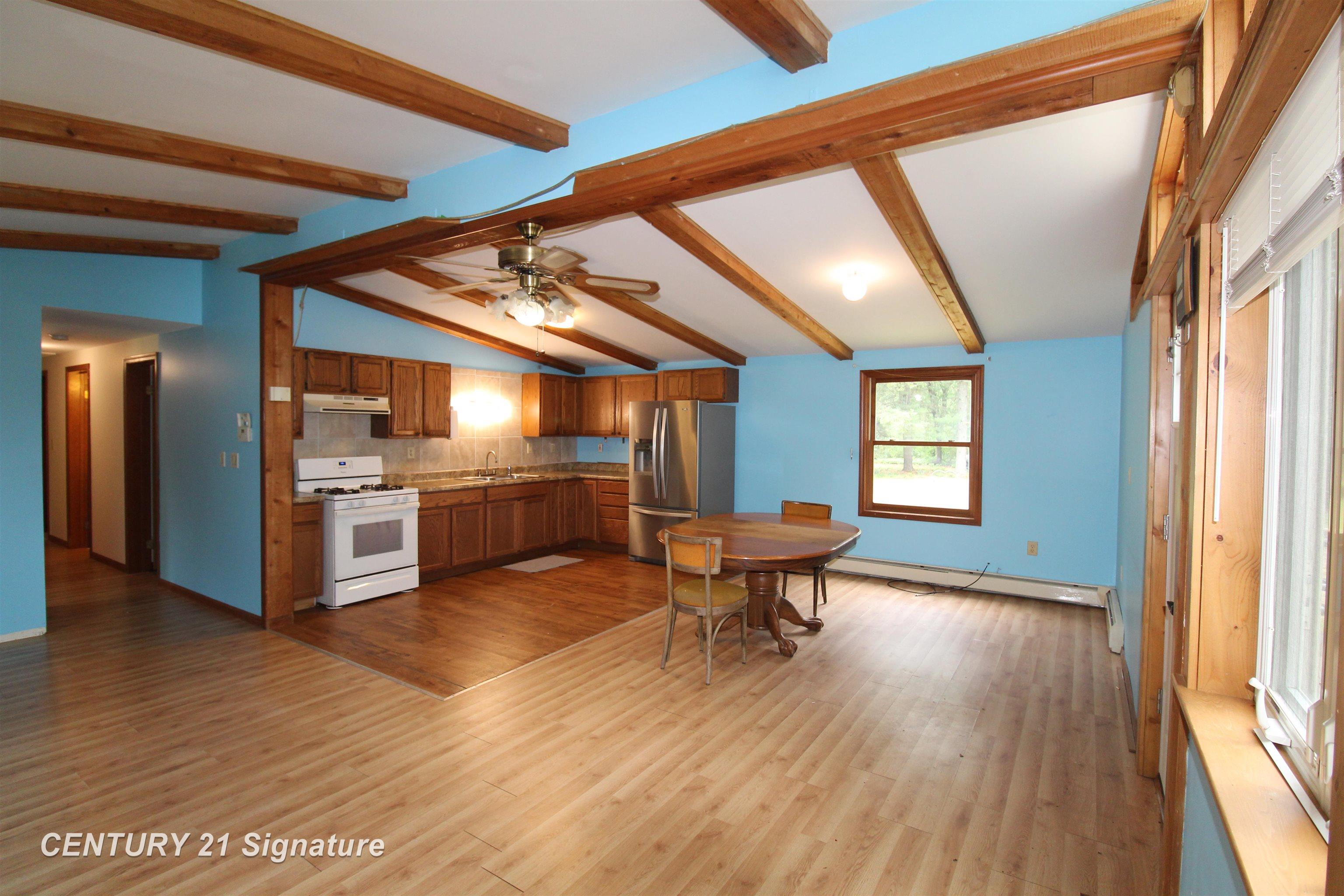 6595 Wickert Road Hale, MI 48739 - Photo 9 of 23 50221795-ded423e5-2ed8-409a-8c33-d1acad2498f0.JPG