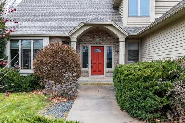 $505,000 | 1405 Mayflower Drive, Northfield, MN 55057