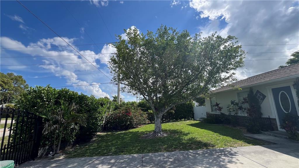 5374 Warren Street Naples, FL 34113 - Photo 47 of 50
