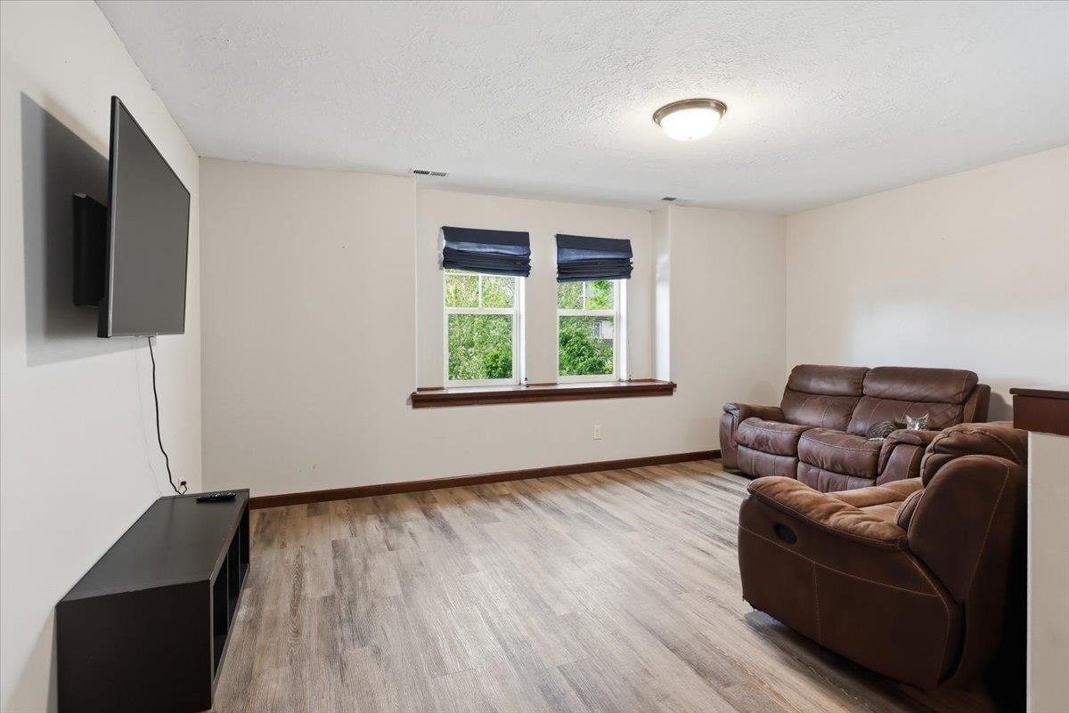 17710 East Daystar Road Greenacres, WA 99016 - Photo 22 of 50