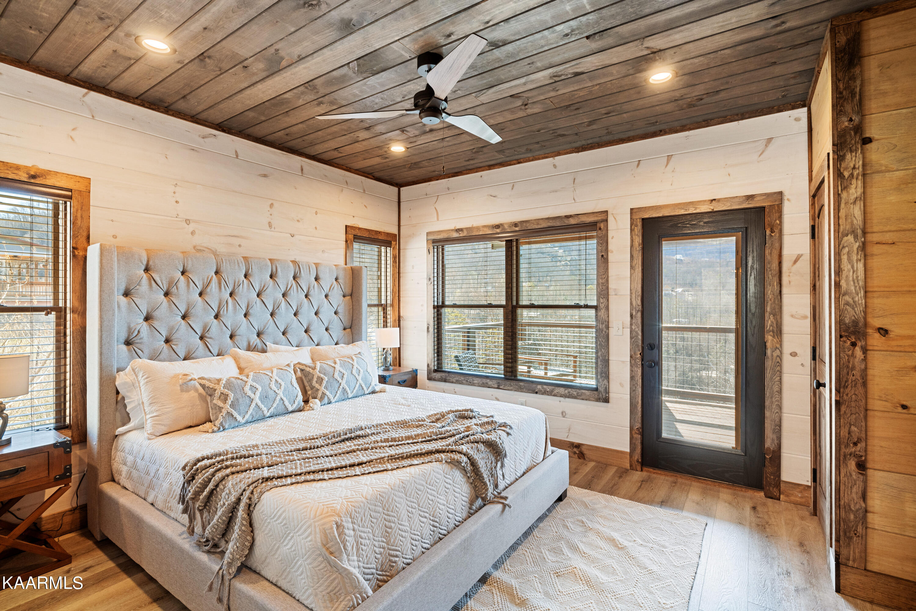 5276 Riversong Way Sevierville, TN 37876 - Photo 11 of 27 r9