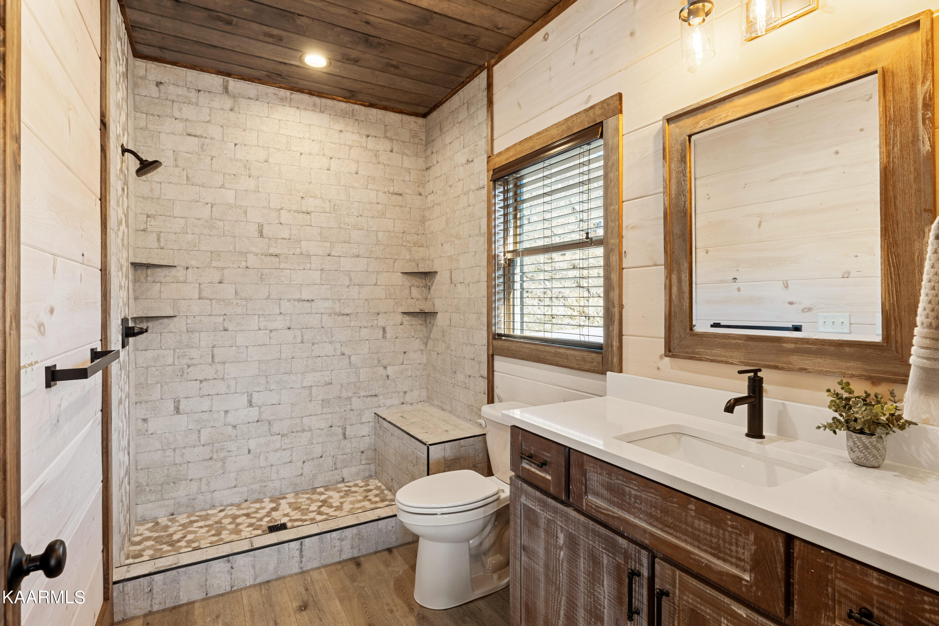 5276 Riversong Way Sevierville, TN 37876 - Photo 14 of 27 r12