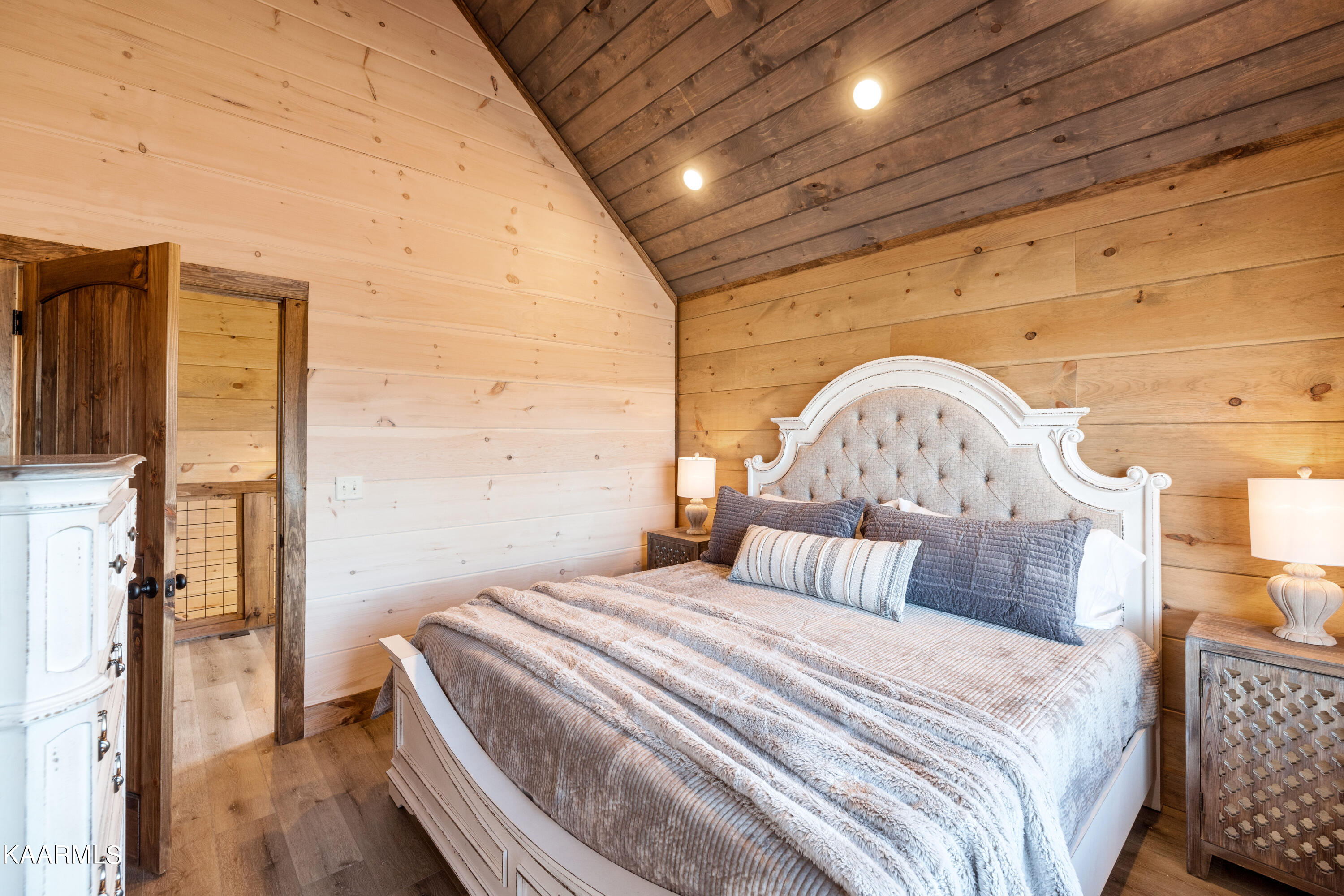 5276 Riversong Way Sevierville, TN 37876 - Photo 17 of 27 r15