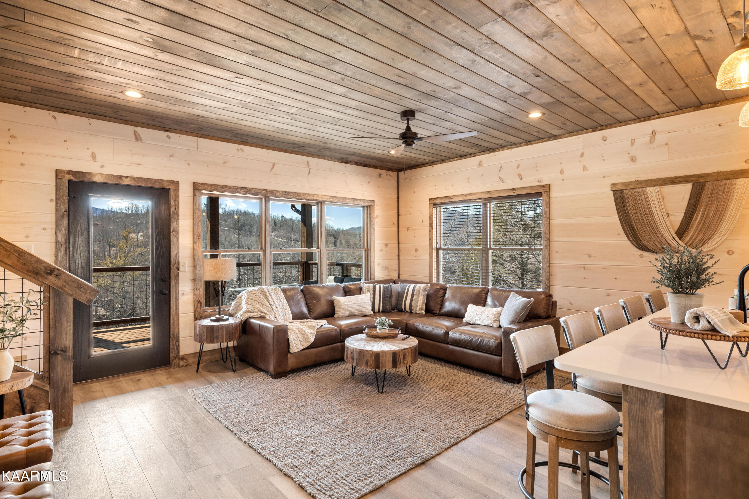 5276 Riversong Way Sevierville, TN 37876 - Photo 7 of 27 r5