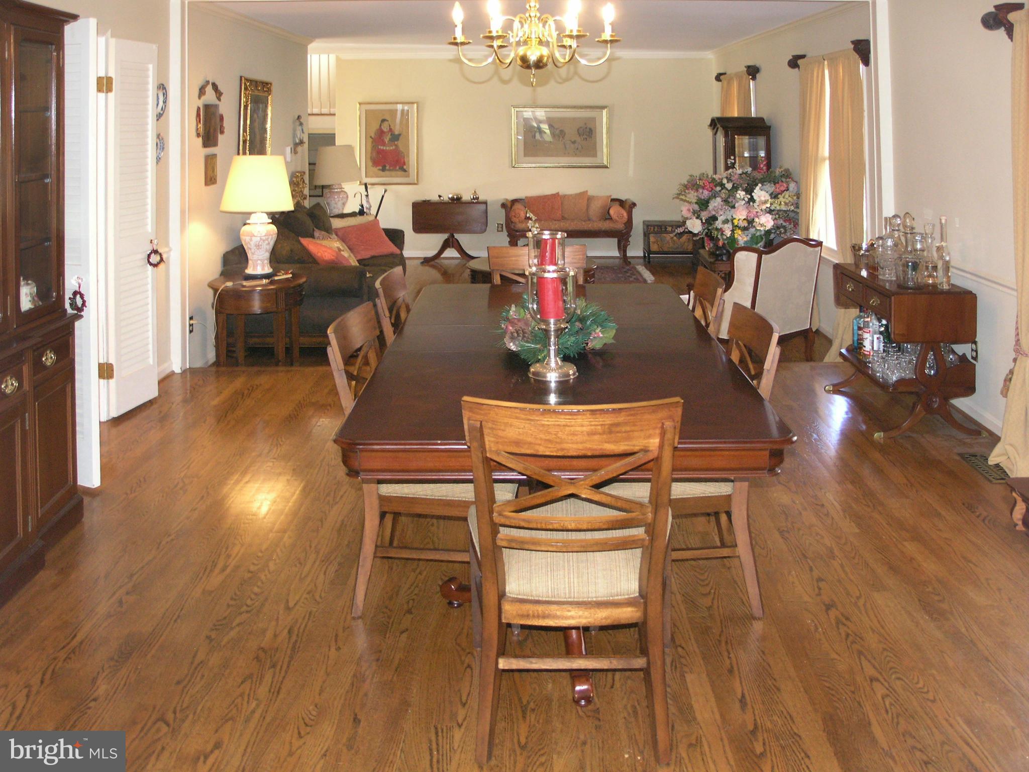 9918 Meadowlark Road Vienna, VA 22182 - Photo 11 of 30 Dining Room