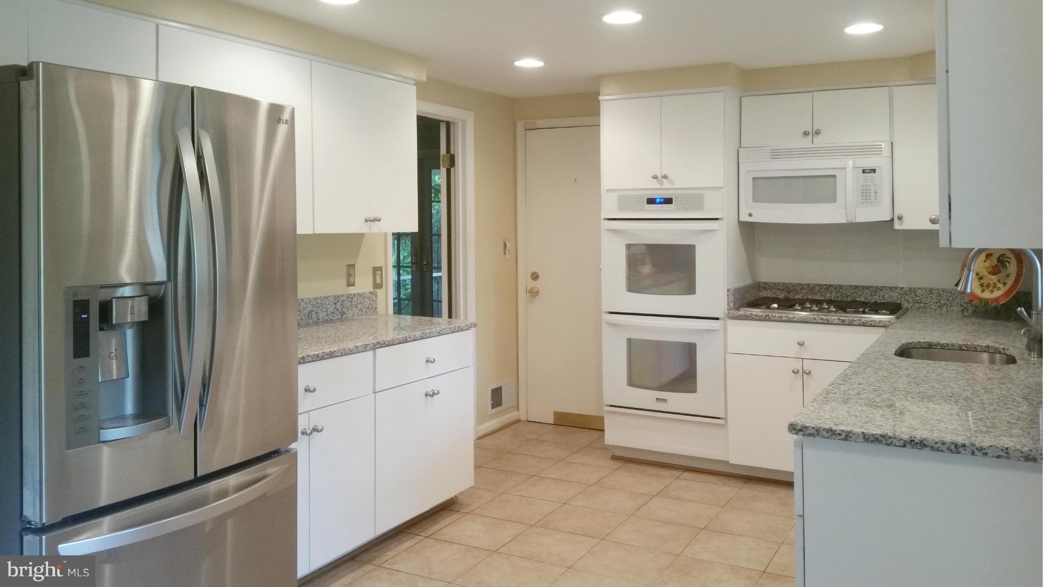 9918 Meadowlark Road Vienna, VA 22182 - Photo 12 of 30 Kitchen
