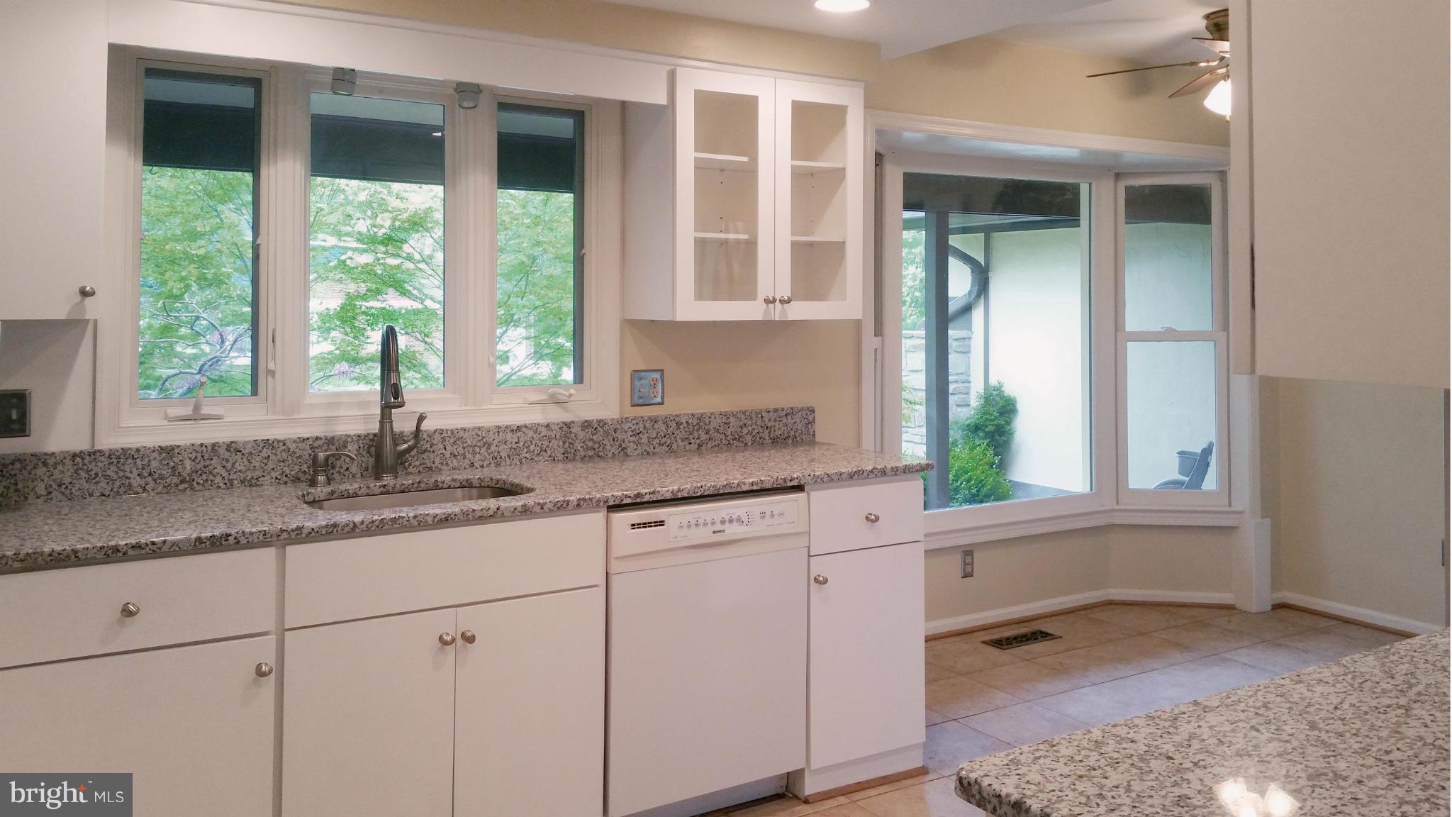 9918 Meadowlark Road Vienna, VA 22182 - Photo 14 of 30 Kitchen
