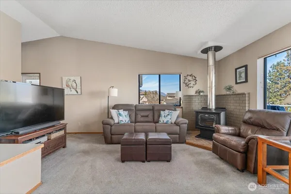 $735,000 | 4056 Lakeview Place, Unit 1A, Chelan, WA 98816