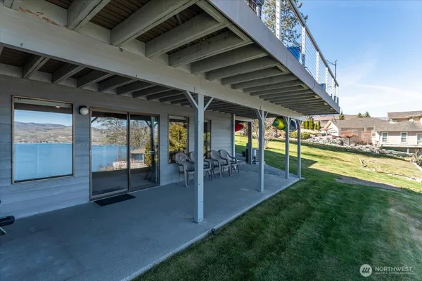 $735,000 | 4056 Lakeview Place, Unit 1A, Chelan, WA 98816