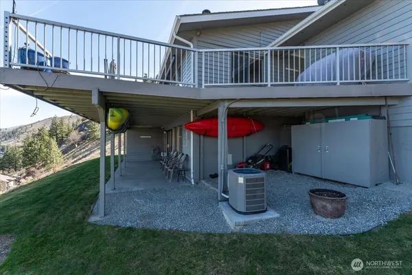 $735,000 | 4056 Lakeview Place, Unit 1A, Chelan, WA 98816