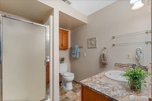 $735,000 | 4056 Lakeview Place, Unit 1A, Chelan, WA 98816