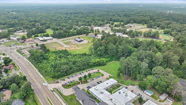 $165,000 | 1 East Northside Drive, Clinton, MS 39056