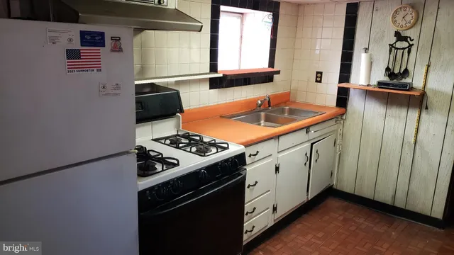 $433,000 | 7419 Bingham Street, Philadelphia, PA 19111