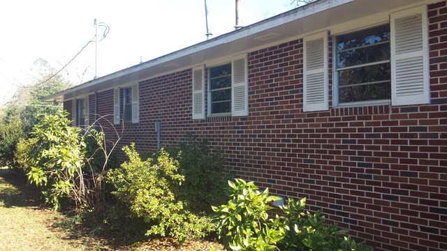 371 Walnut Street West Allendale, SC 29810 - Photo 4 of 17