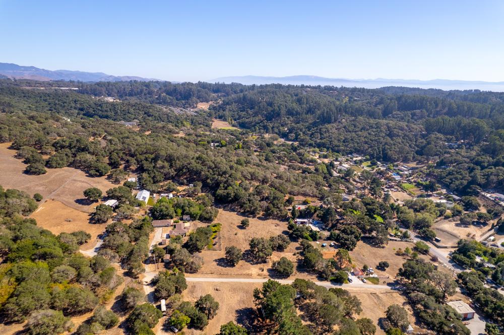 417 Maher Road Watsonville, CA 95076 - Photo 33 of 37 a view of a city