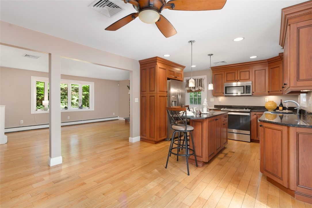 143 Smith Road Burrillville, RI 02830 - Photo 15 of 48
