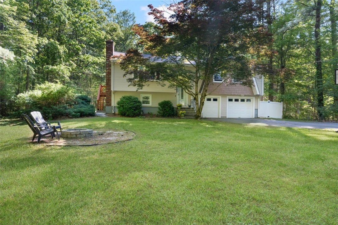 143 Smith Road Burrillville, RI 02830 - Photo 7 of 48