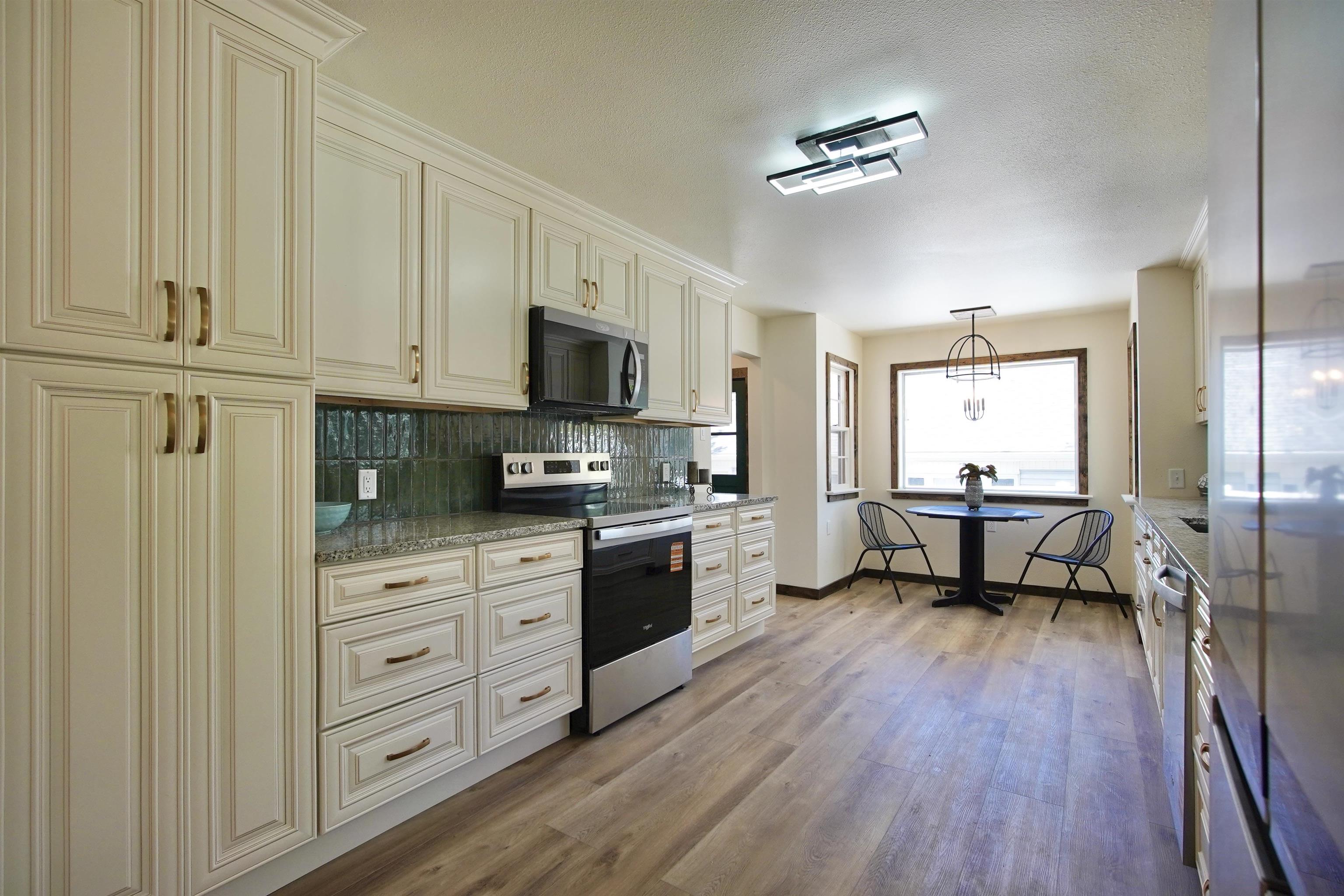 1317 South Beech Street Casper, WY 82601 - Photo 3 of 48