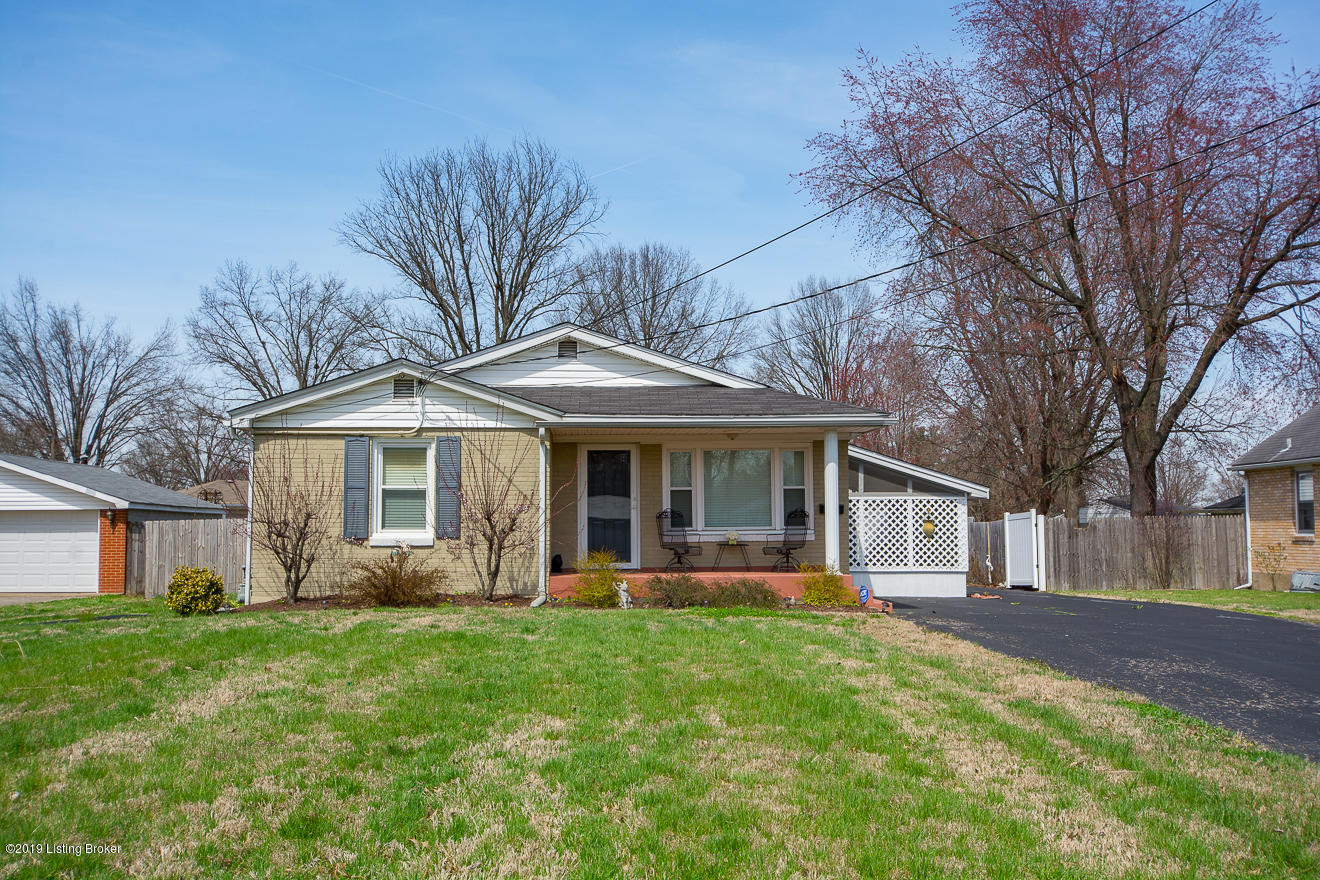 4627 Dover Road Louisville, KY 40216 - Photo 6 of 32 Exterior-8