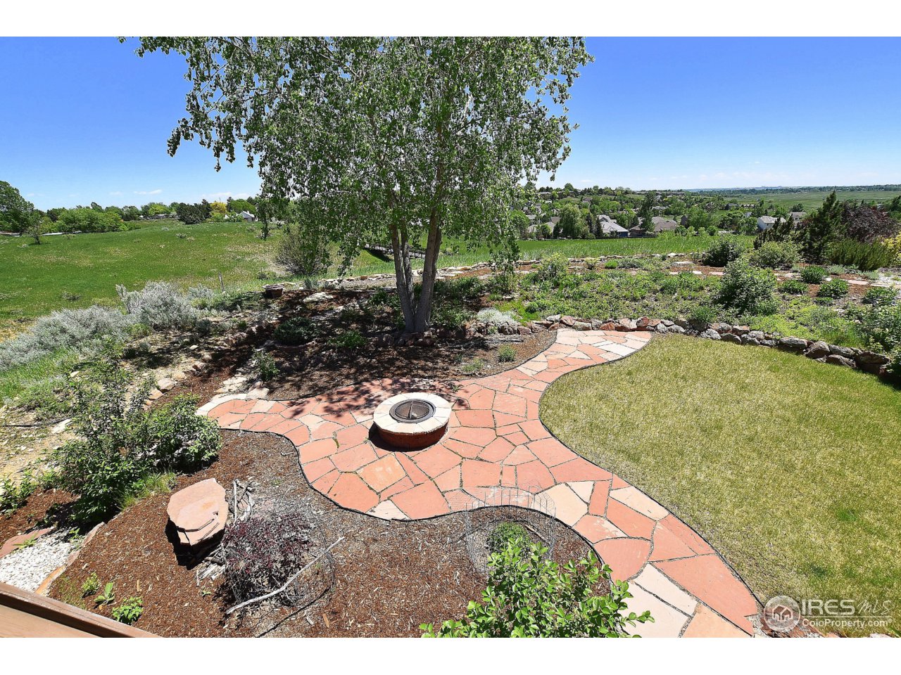 Loving the flagstone patio
