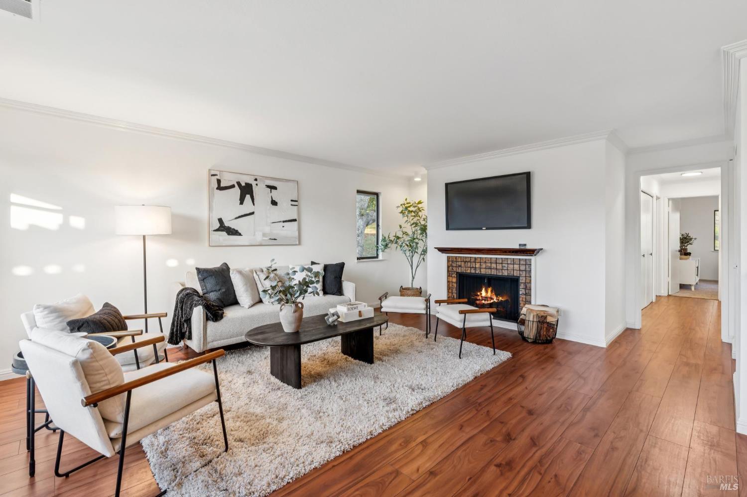 65 Scottsdale Way Novato, CA 94947 - Photo 2 of 52