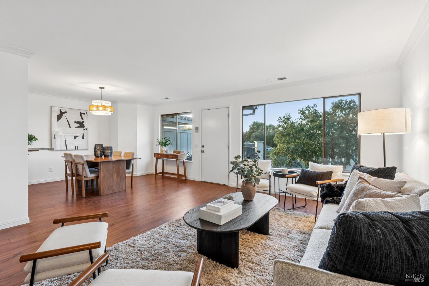 65 Scottsdale Way Novato, CA 94947 - Photo 6 of 52