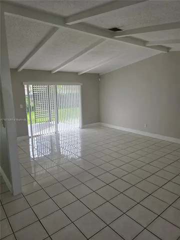 $3,900 | 16813 Southwest 107th Place, Miami, FL 33157