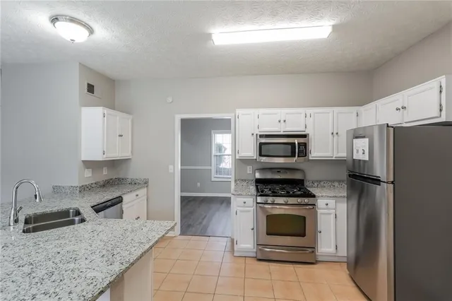 $2,015 | 652 Stonemill Manor, Lithonia, GA 30058