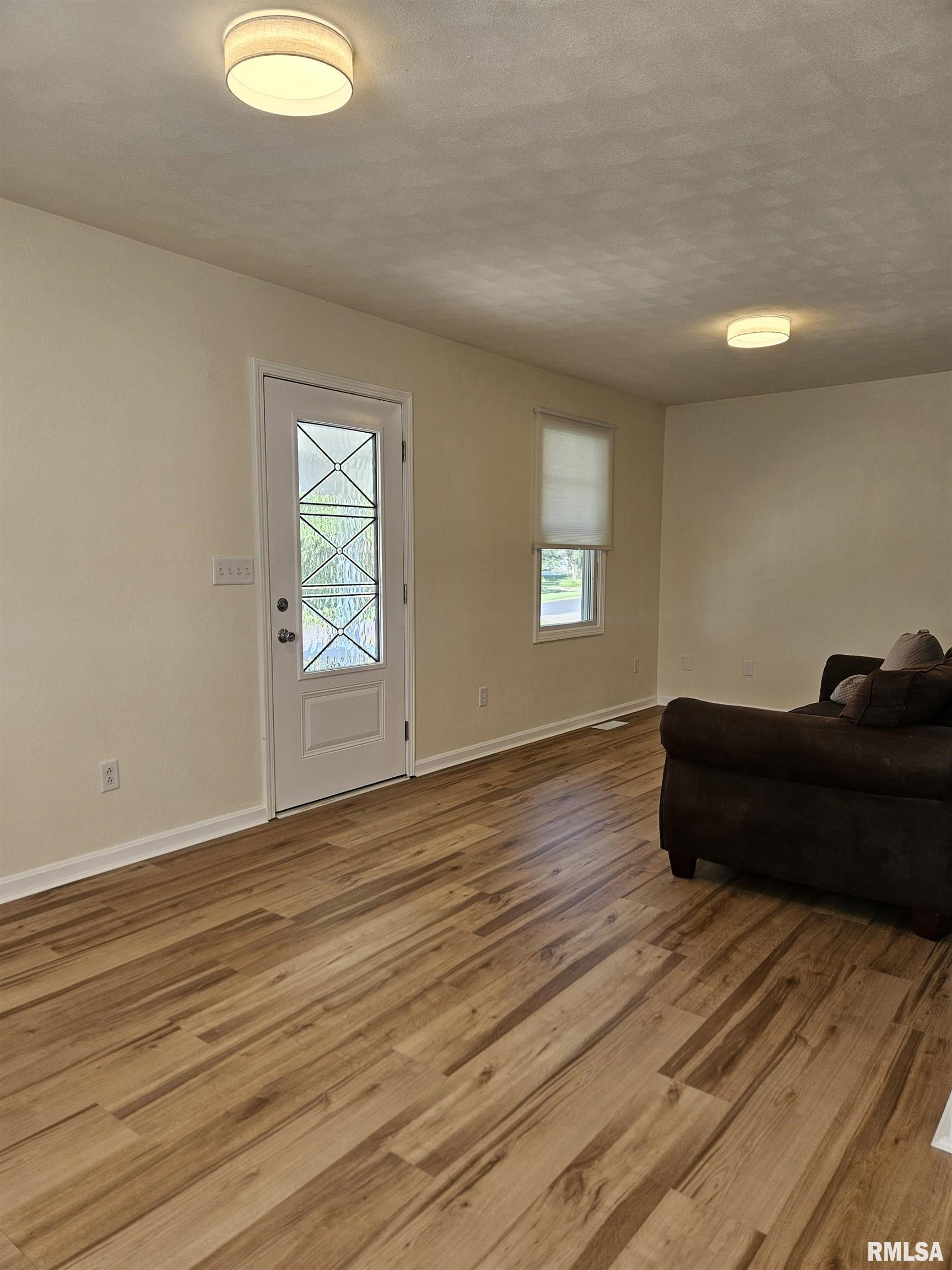 10431 West Prince Valiant Court Mapleton, IL 61547 - Photo 6 of 45