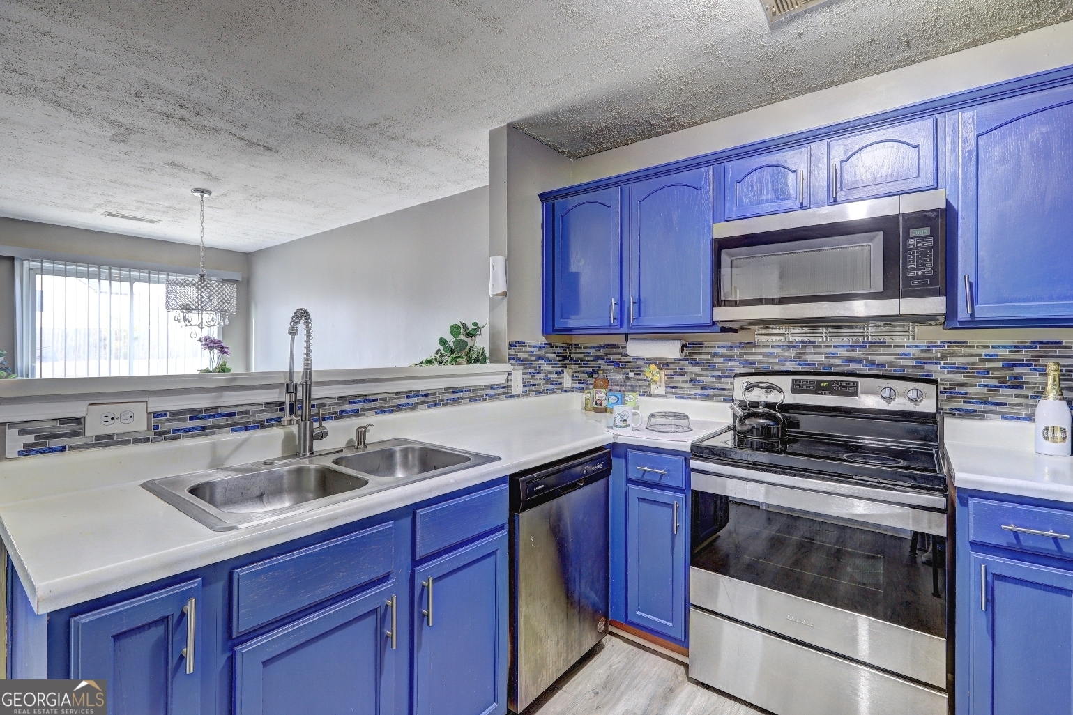 530 Parkway Road Union City, GA 30291 - Photo 7 of 13