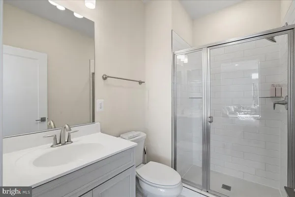 $4,400 | 42203 Jousting Terrace, Ashburn, VA 20148