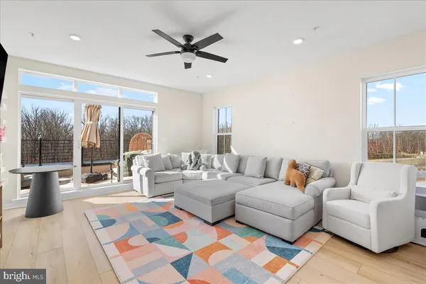 $4,400 | 42203 Jousting Terrace, Ashburn, VA 20148