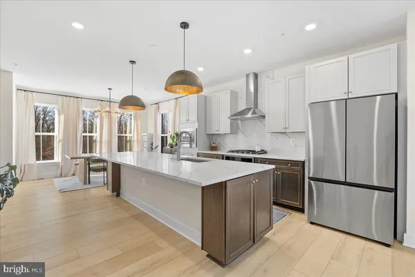 $4,400 | 42203 Jousting Terrace, Ashburn, VA 20148