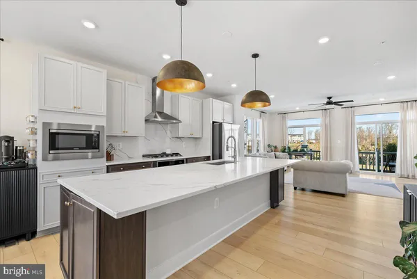 $4,400 | 42203 Jousting Terrace, Ashburn, VA 20148