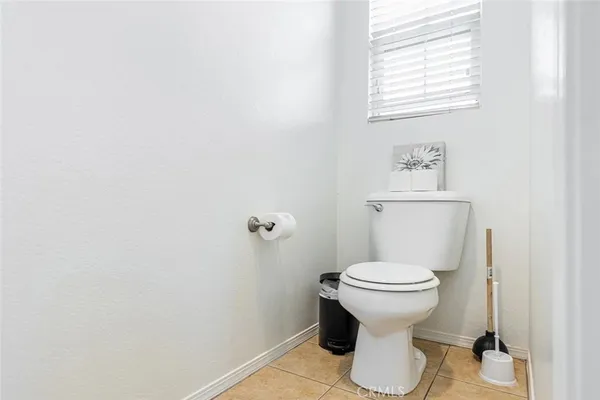 $3,795 | 16526 Braeburn Lane, Fontana, CA 92337