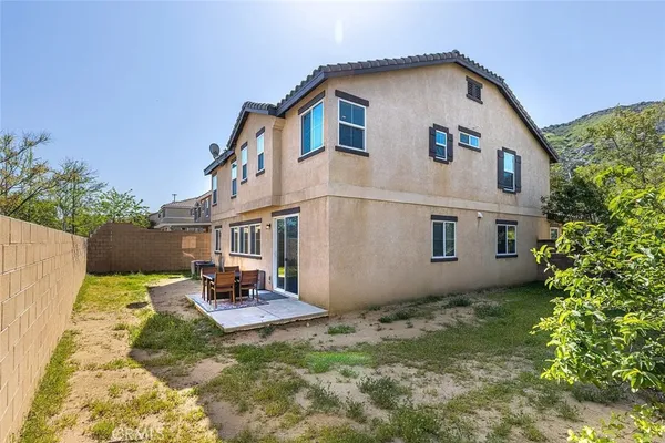 $3,795 | 16526 Braeburn Lane, Fontana, CA 92337